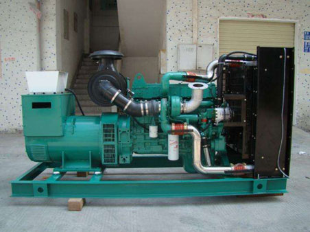 长阳1100kw康明斯柴油发电机组图片 长阳1100kw康明斯柴油发电机组图片